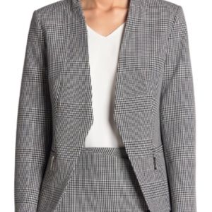 T Tahari Plaid Blazer
